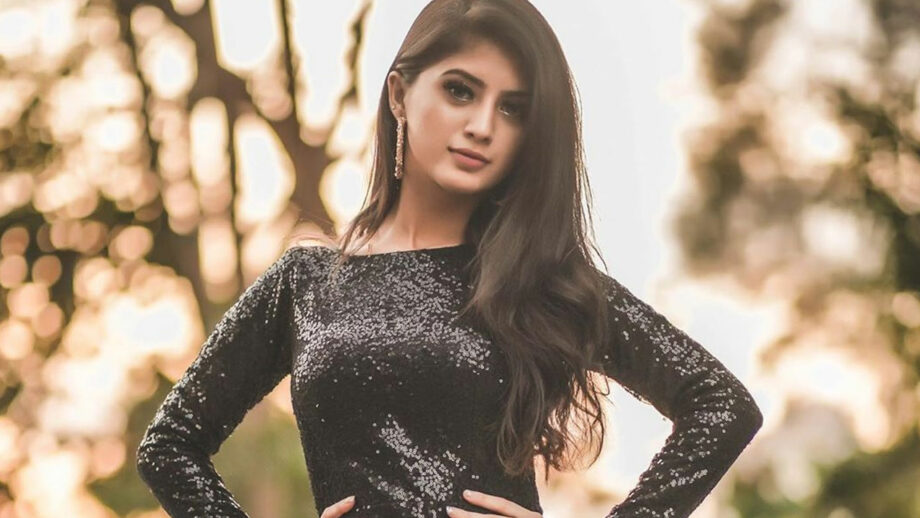 Arishfa Khan hits 10 million followers on TikTok