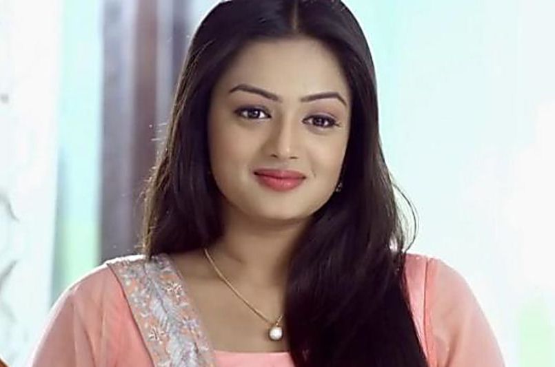 Bahu Begum Actress Samiksha Jaiswal’s ethnic avatar! - 2