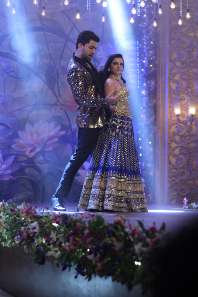 Ek Bhram Sarvagun Sampanna: Kabir and Pooja’s sizzling dance - 1