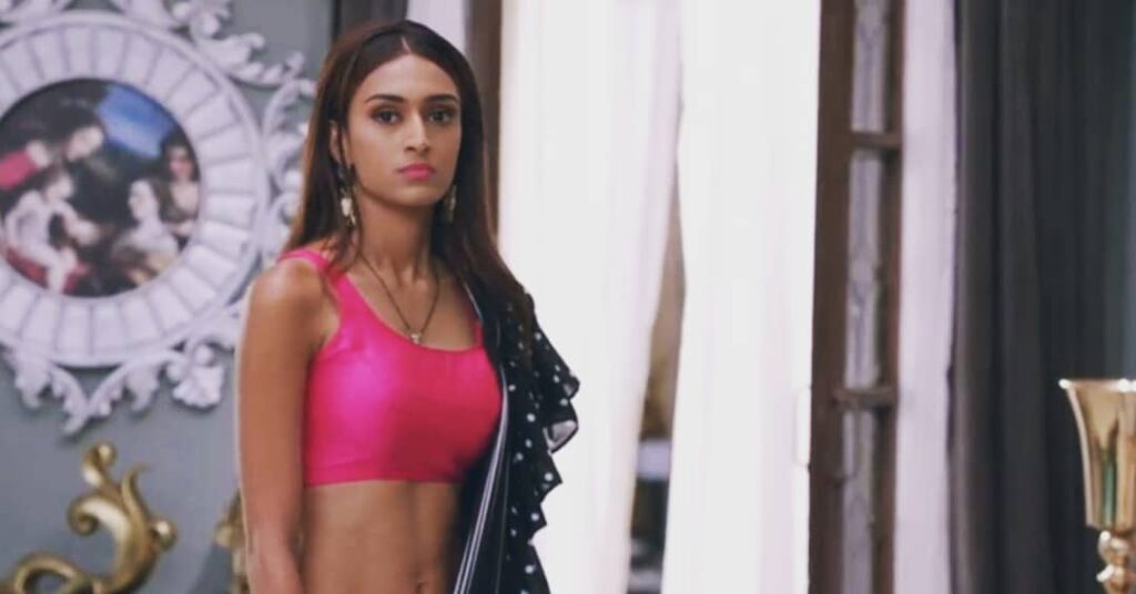 Erica Fernandes looks gorgeous as Mrs. Bajaj in Kasautii Zindagii Kay - 0