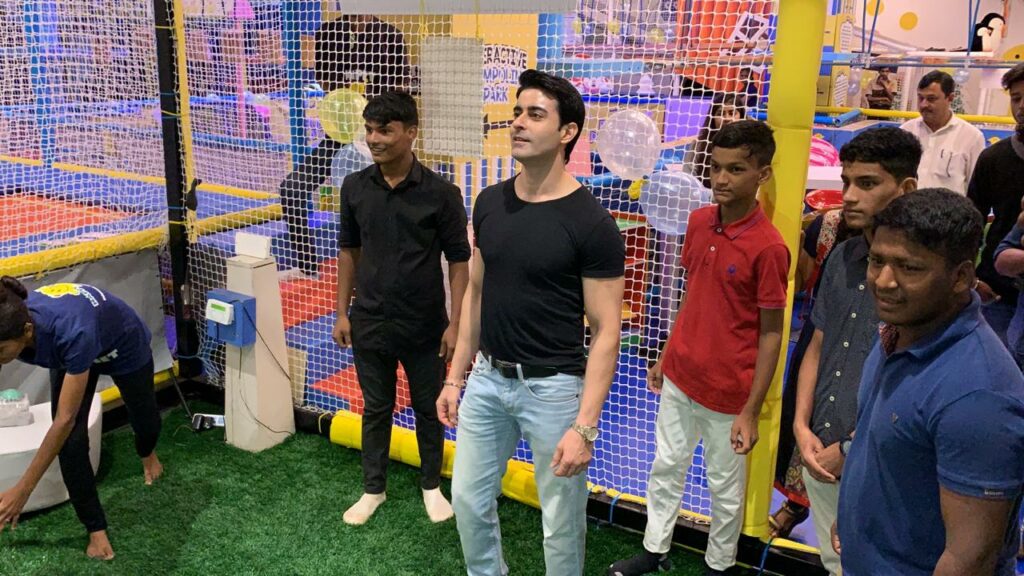 Gautam Rode kick starts birthday month by spending time with children