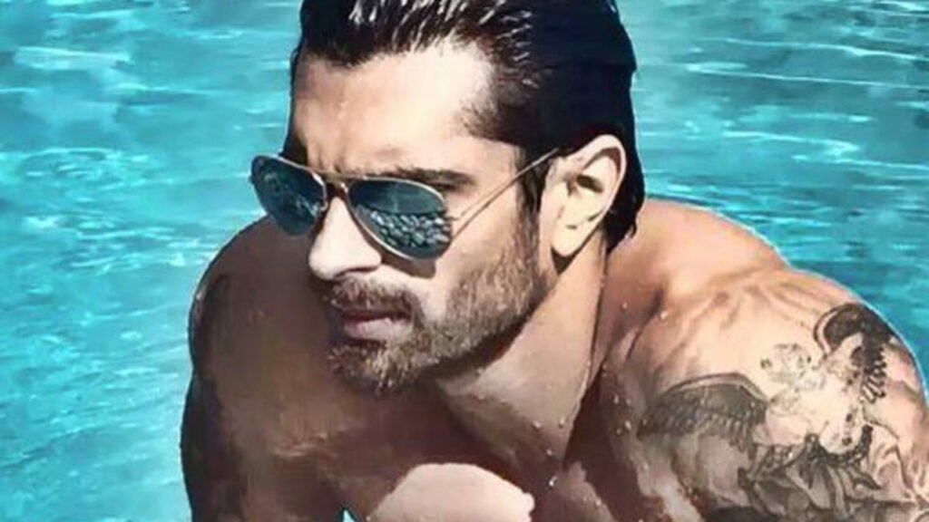 The handsome Mr. Bajaj aka Karan Singh Grover’s journey to the top  - 4