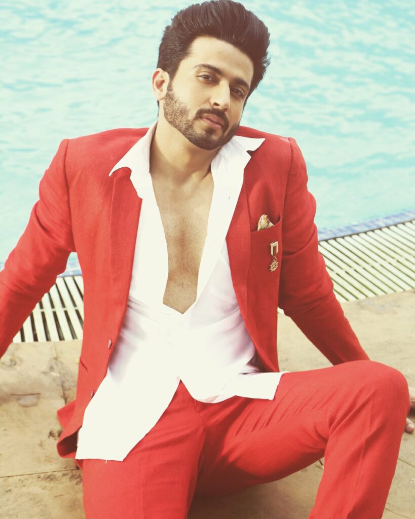 Dheeraj Dhoopar is a fashion icon! - 4