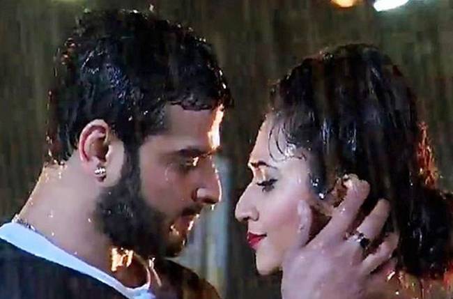 Yeh Hai Mohabbatein couple Raman and Ishita’s crackling on-screen chemistry - 5