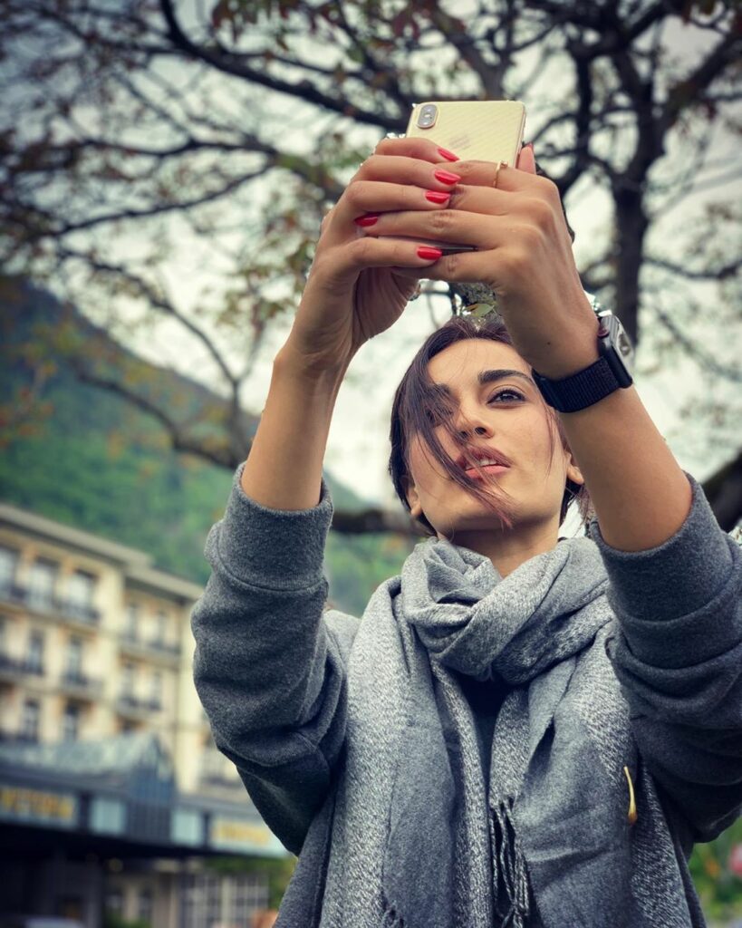 Naagin actress Surbhi Jyoti is a selfie queen - 5