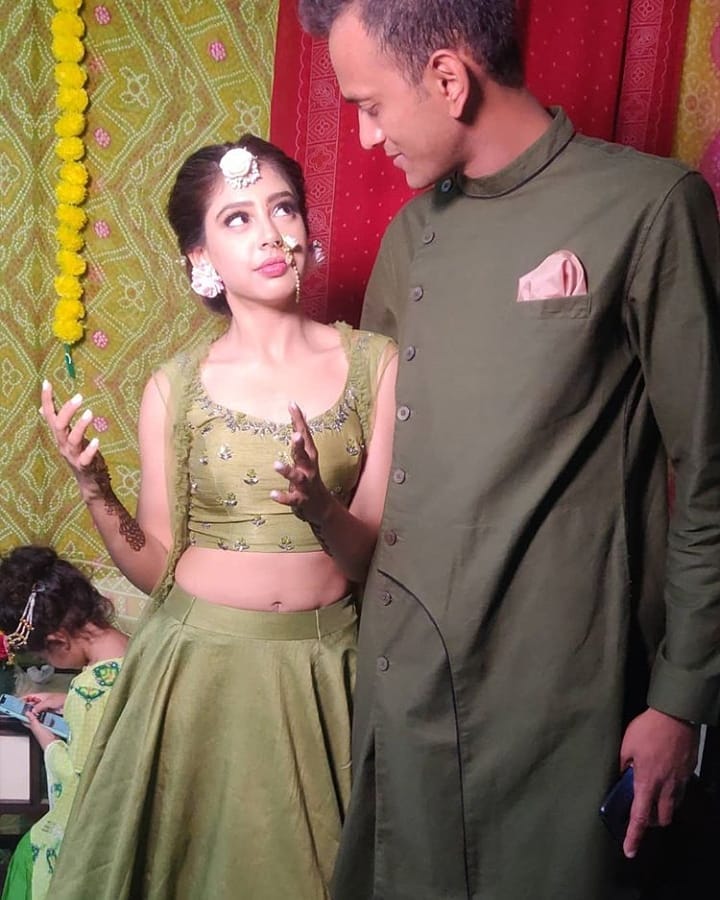 Niti Taylor and Parikshit Bawa’s mehendi ceremony - 11