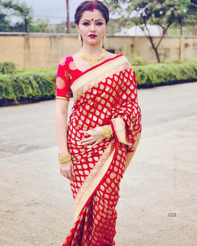 Gear Up For The Festive Season In These Trendy Saree Styles Of Rubina Dilaik To Impress Your Bae - 7