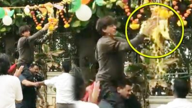 Shah Rukh Khan’s Dahi Handi moment