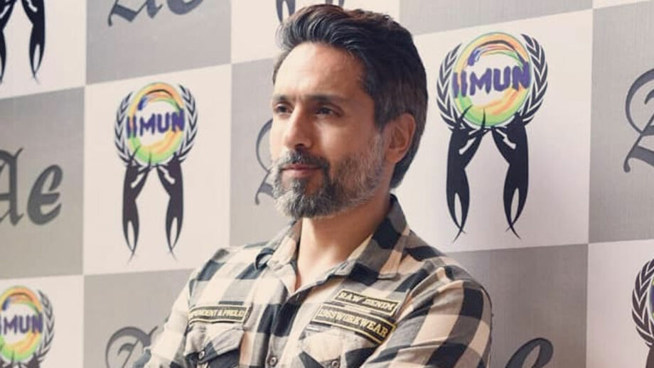 Shorts give you creative satisfaction:  Iqbal Khan