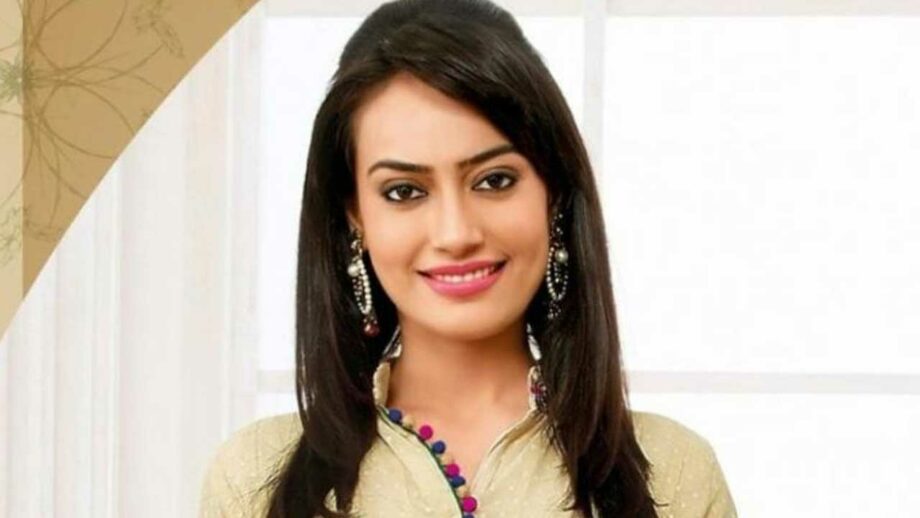 Surbhi Jyoti hits 4 million followers on Instagram 2