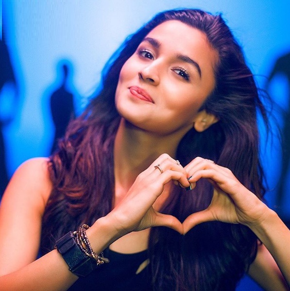 What is common between Shehnaaz Gill and Alia Bhatt? - 2