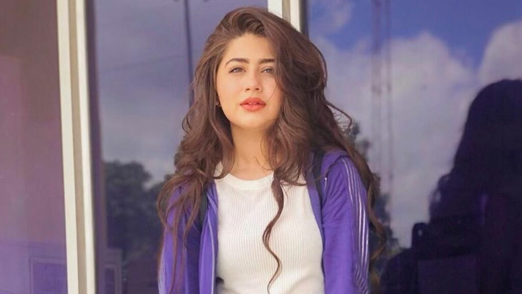 Yeh Hai Mohabbatein actress Aditi Bhatia hits 5 million followers on Instagram