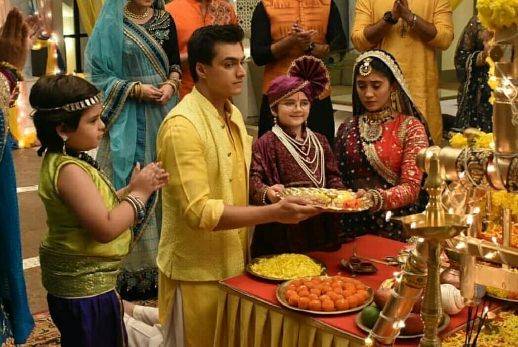 Yeh Rishta Kya Kehlata Hai: Kartik, Naira, Kairav unite to celebrate Janmashtami - 0