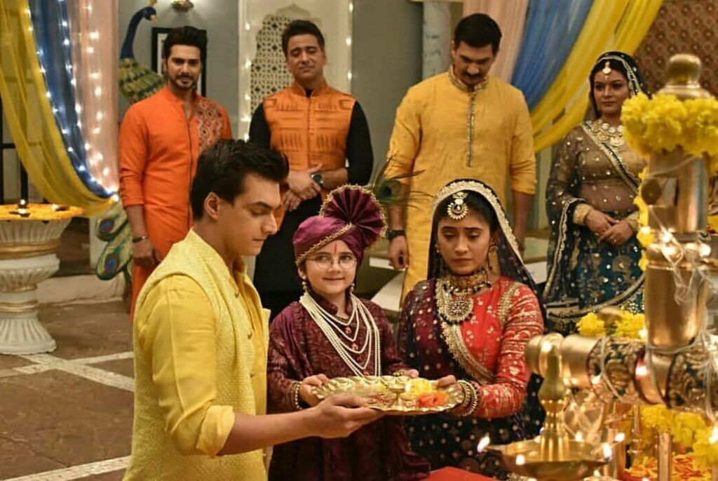 Yeh Rishta Kya Kehlata Hai: Kartik, Naira, Kairav unite to celebrate Janmashtami - 1