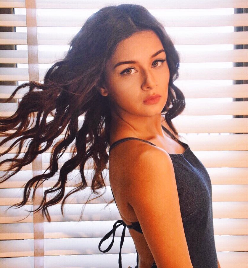 The bold avatar of Tiktok Star Avneet Kaur, see photos - 11