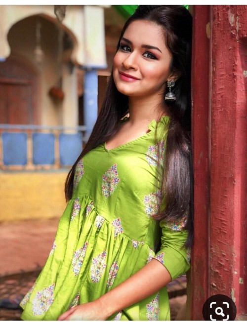 All the times TikTok star Avneet Kaur absolutely slayed in a desi avatar - 2