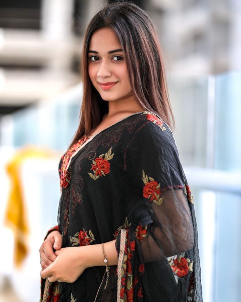 All the times TikTok star Jannat Zubair absolutely slayed in a desi avatar - 0