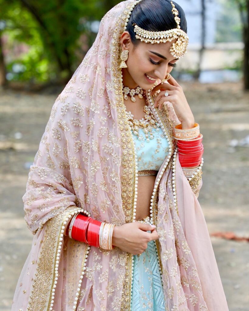 All the times when Erica Fernandes gave fashion goals in Kasautii Zindagii Kay - 1