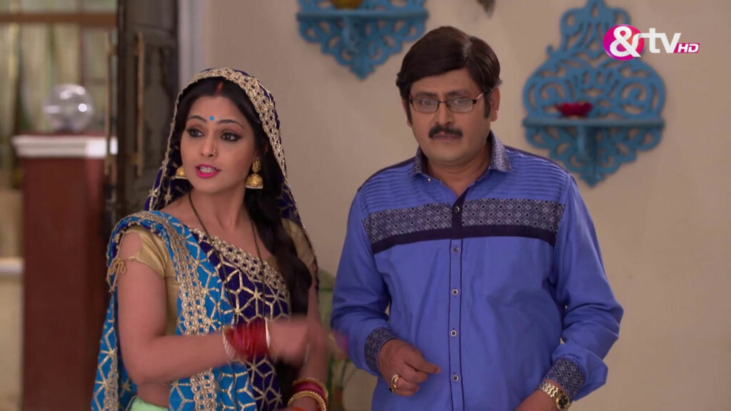 Bhabhiji Ghar Par Hai: Angoori and Tiwari to have an ugly argument