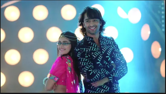 Yeh Rishtey Hai Pyaar Ke: Best Of Family Function Outfits Of Shaheer Sheikh and Rhea Sharma - 2