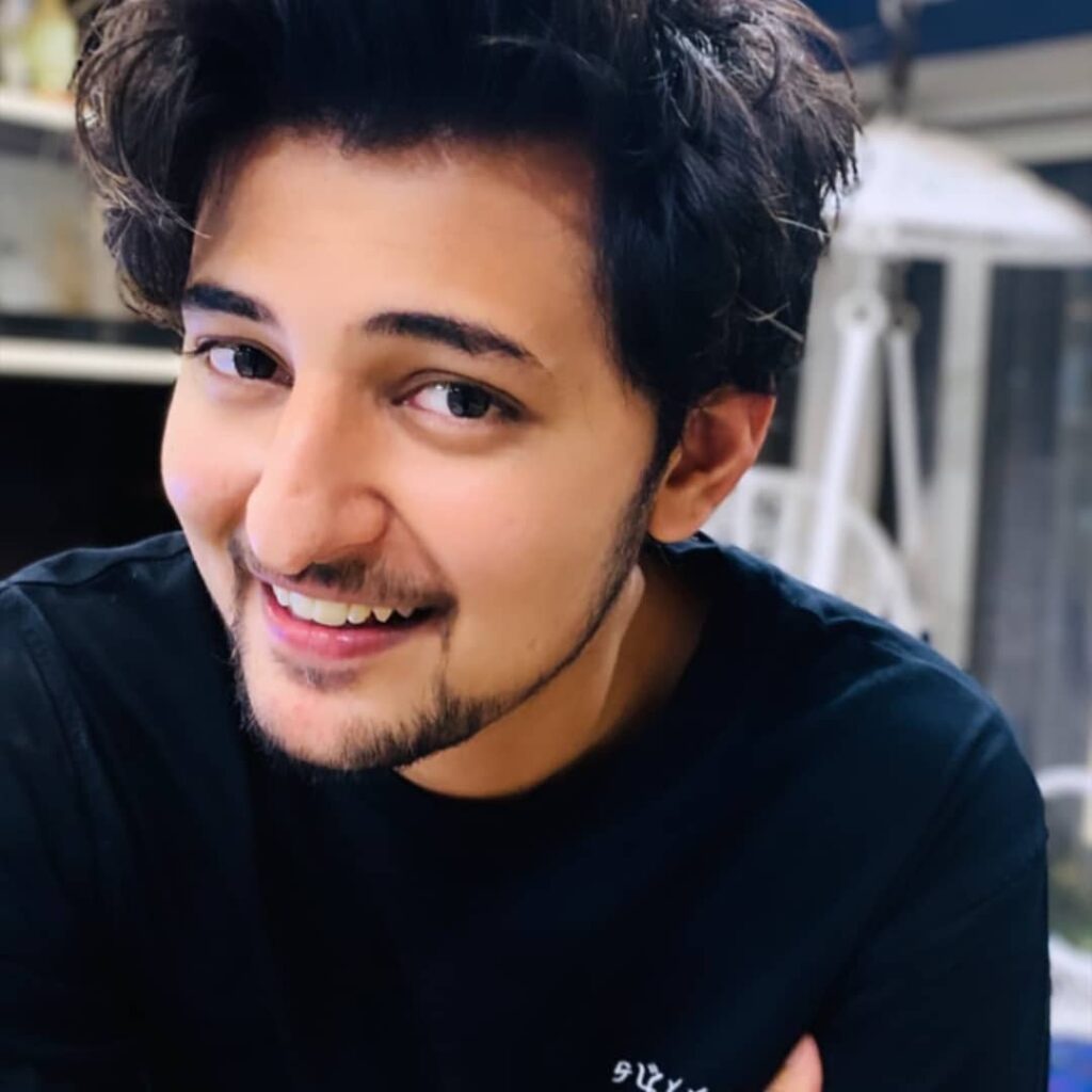 Darshan Raval is the only guy we are crushing on - 0