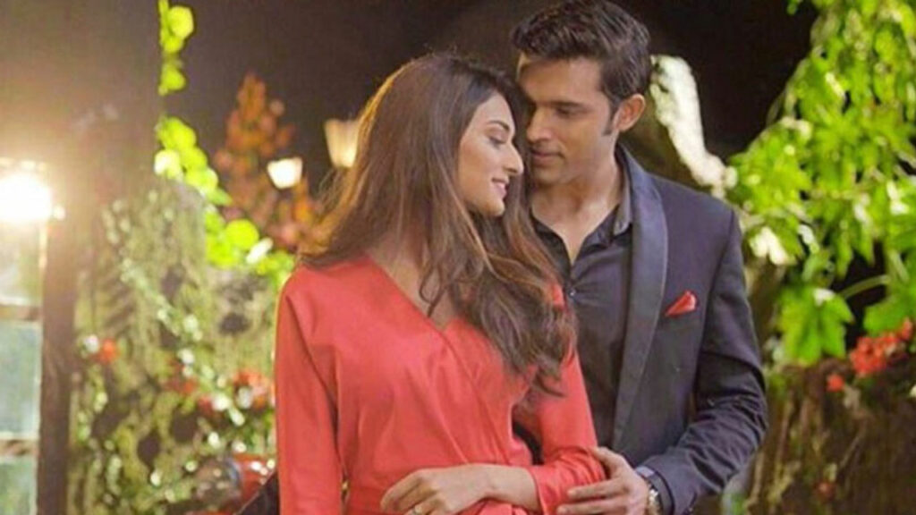 Erica Fernandes and Parth Samthaan celebrate one year of Kasautii Zindagii Kay