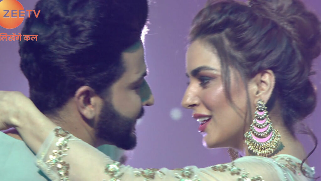 Karan and Preeta’s eye-lock moments from Kundali Bhayga - 4