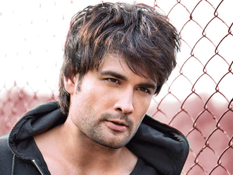 Hot and handsome pictures of Vivian Dsena - 3