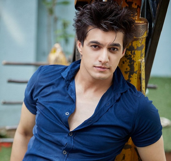 Killer looks of Mohsin Khan - 3