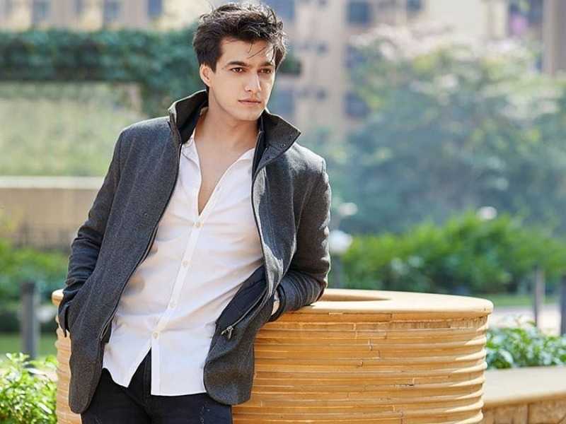 Killer looks of Mohsin Khan - 7