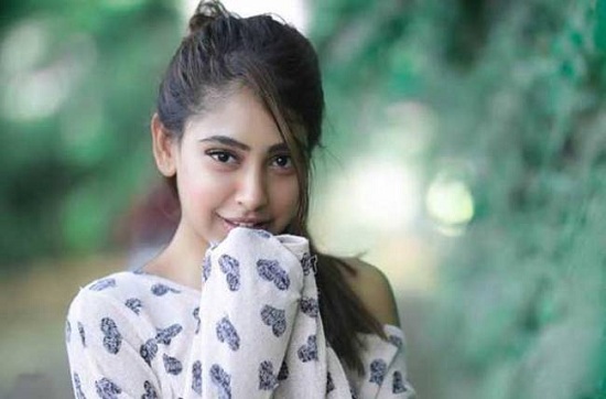 Niti Taylor’s Most Iconic Fashion Moments - 6