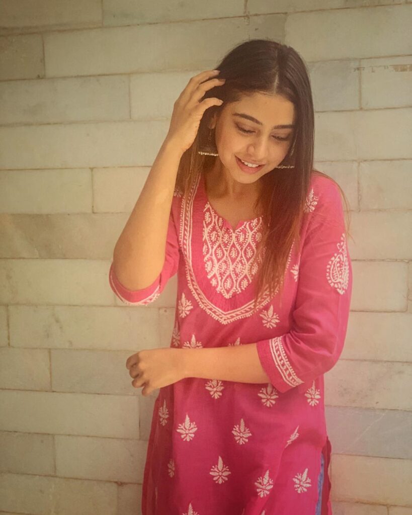 Posts that prove Niti Taylor is the most relatable celebrity ever! - 4