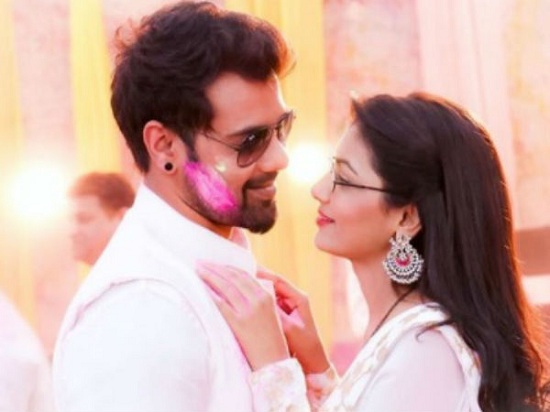 Scenes from Kumkum Bhagya's Abhi & Pragya chemistry will make you blush 1