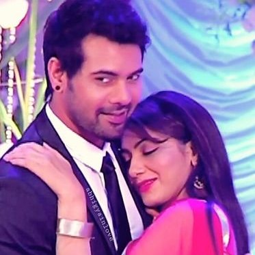 Scenes from Kumkum Bhagya's Abhi & Pragya chemistry will make you blush