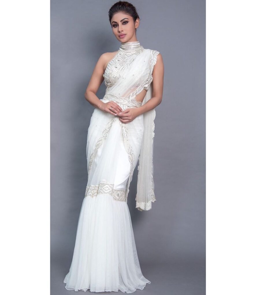 Mouni Roy gives saree style a stylish twist! - 1