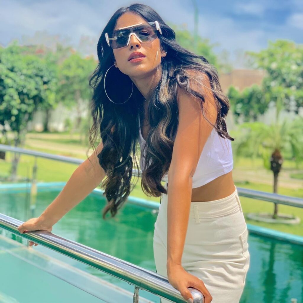 These beautiful pictures of Nia Sharma will brighten your day instantly - 5