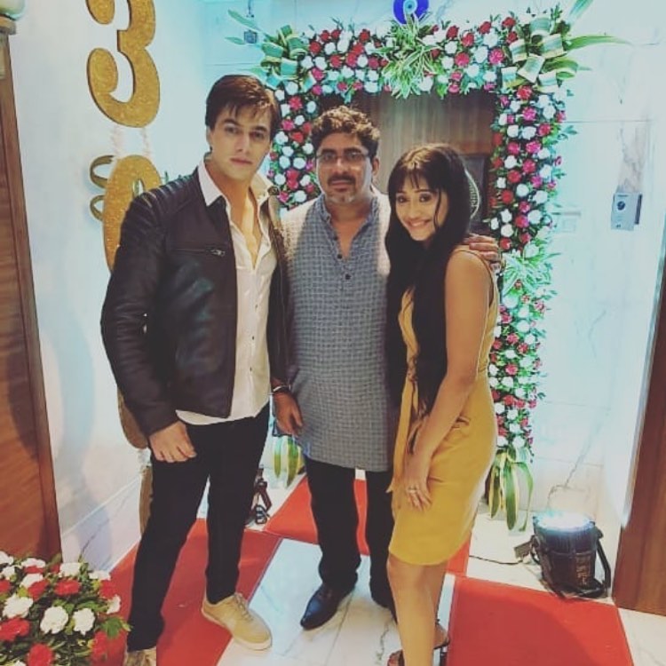 Yeh Rishta Kya Kehlata Hai: Mohsin Khan, Shivangi Joshi and team party hard on 3000 episodes completion - 1