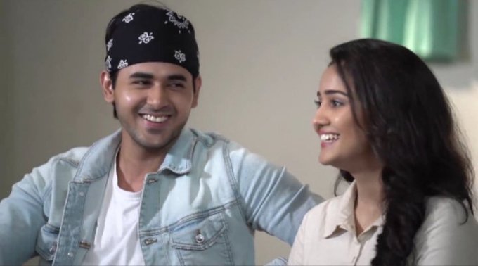 #YUDKBHTurns2: Lovebirds Sameer and Naina's journey 4