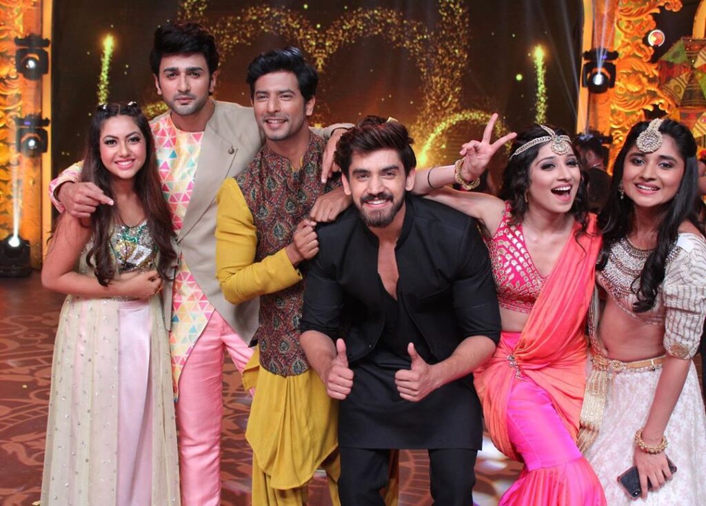 Balaji Telefilms’ ‘star-filled’ Diwali Special on Zee TV - 7