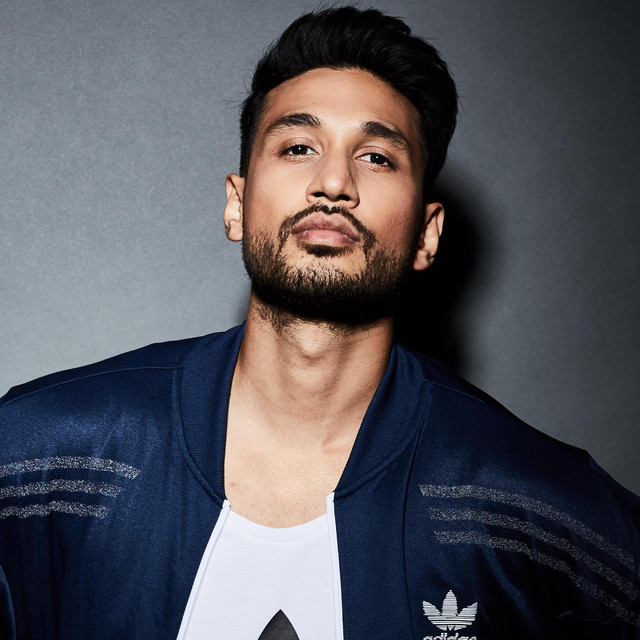 Dapper looks of Arjun Kanungo 1