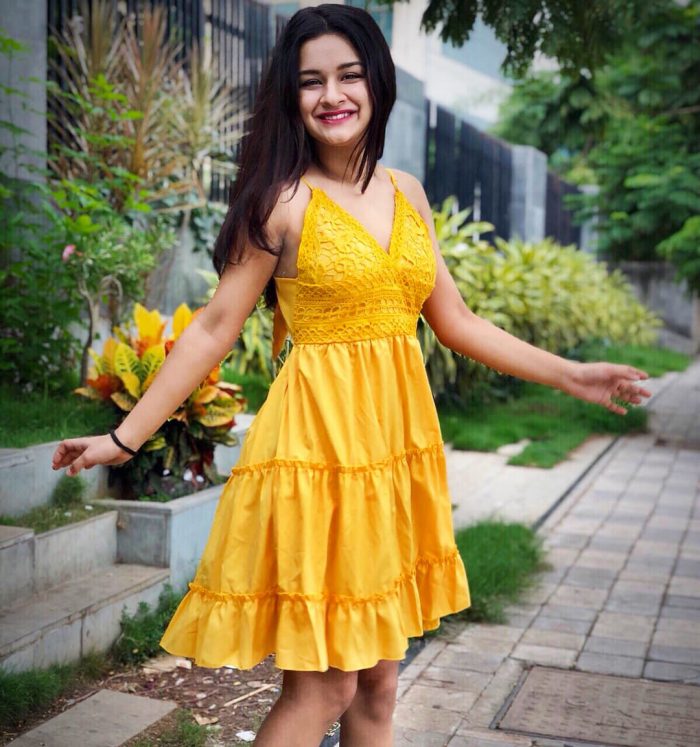 Here’s some cuteness from TikTok star Avneet Kaur to brighten your day - 0