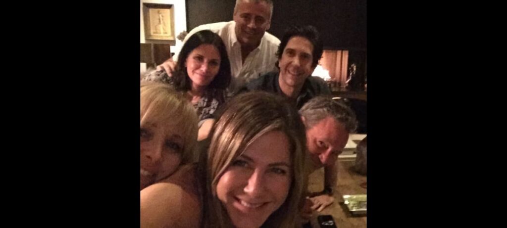 Jennifer Aniston makes a 'FRIEND'ly debut on Instagram