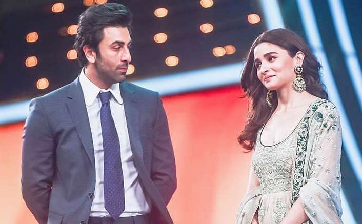 Pictures that prove Alia and Ranbir are the cutest couple in B-Town right now - 1