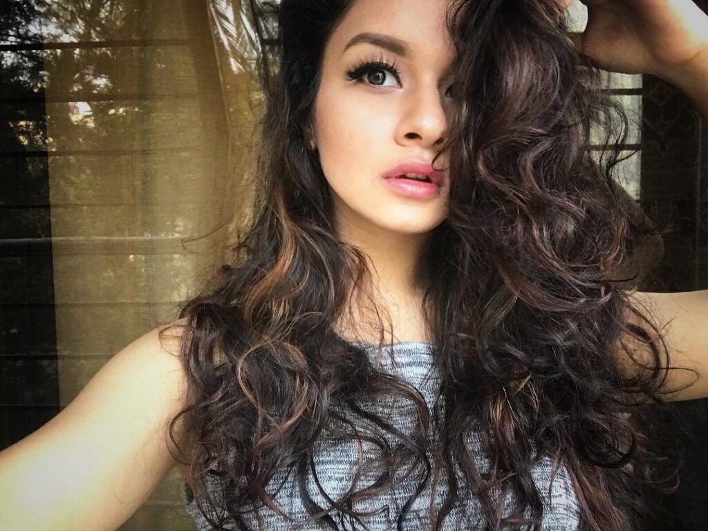 Hot Instagram pictures of TikTok star Avneet Kaur - 1