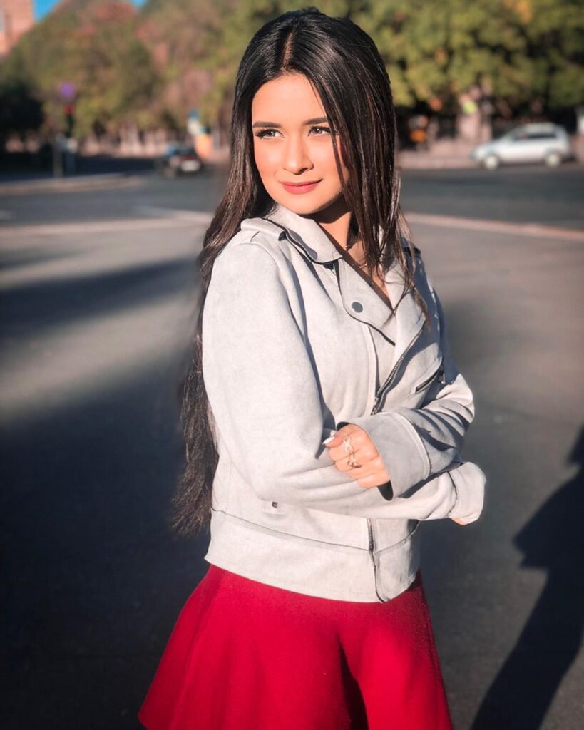 TikTok star Avneet Kaur’s cute pictures will make your day - 3