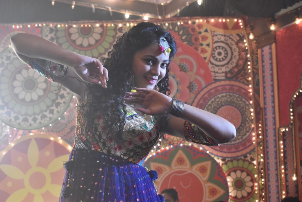 Yeh Rishtey Hain Pyaar Ke: Abir and Mishti’s romantic dance during Navratri - 9