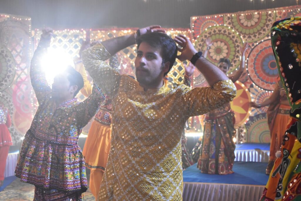 Yeh Rishtey Hain Pyaar Ke: Abir and Mishti’s romantic dance during Navratri - 14