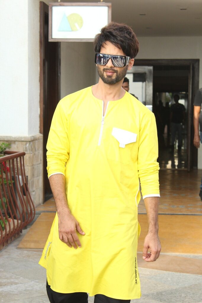 5 times Shahid Kapoor gave us major fashion goals - 2