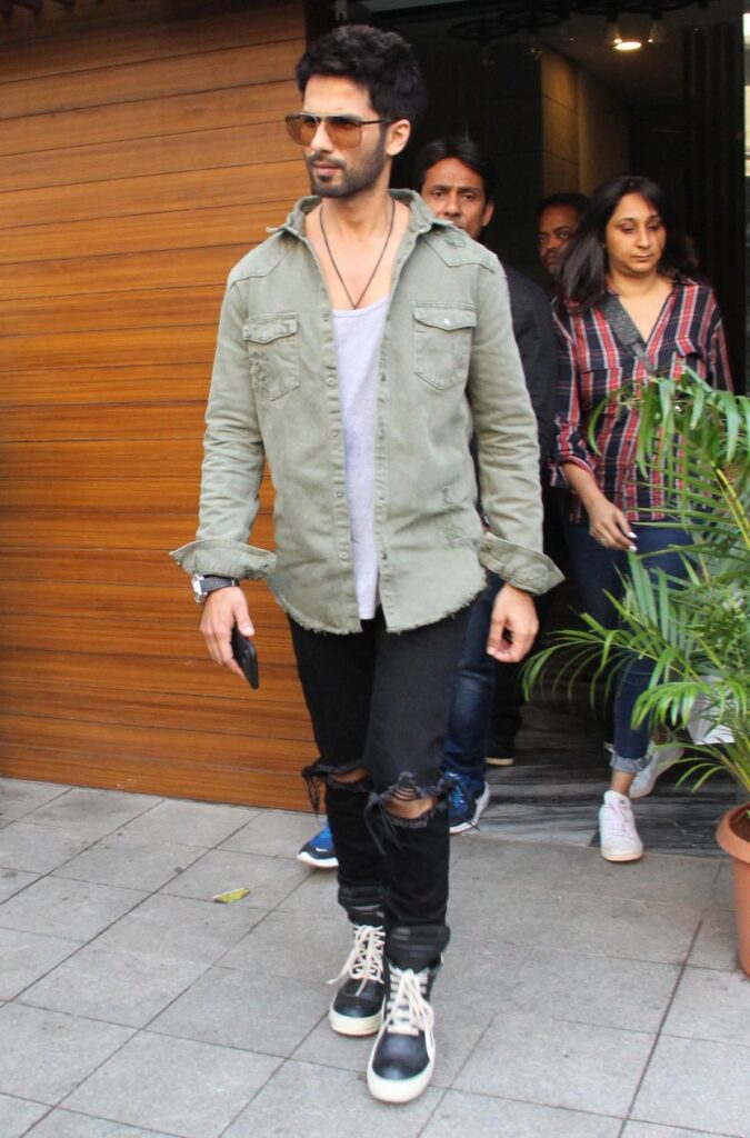 5 times Shahid Kapoor gave us major fashion goals - 3