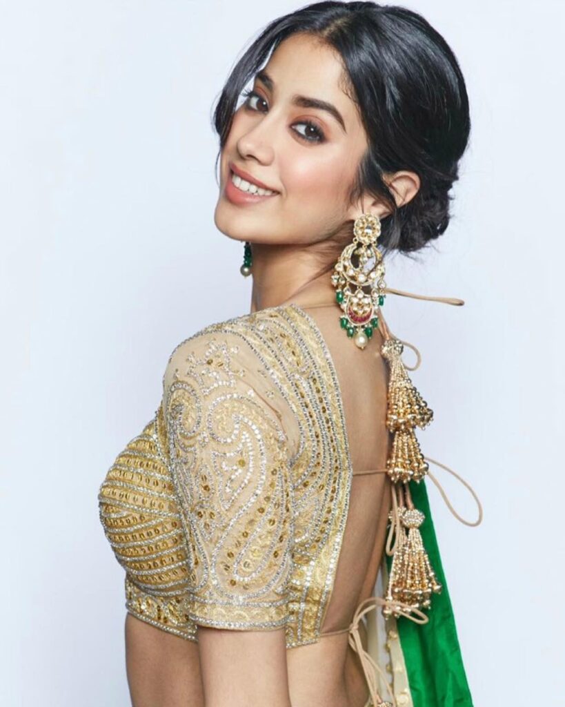 A dose of cute and quirky Janhvi Kapoor to make your day brighter - 0